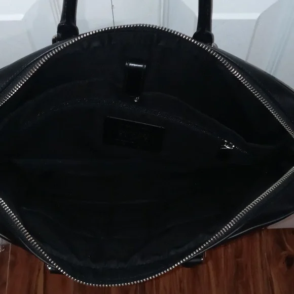 Men's Coach Beckett Slim Brief In Black Smooth Calf Leather